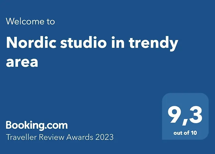Trendy Nordic Studio By Tram Stop